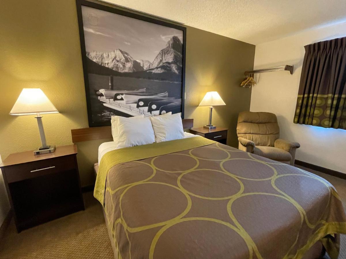 1 & Extended - Hotel Missoula
