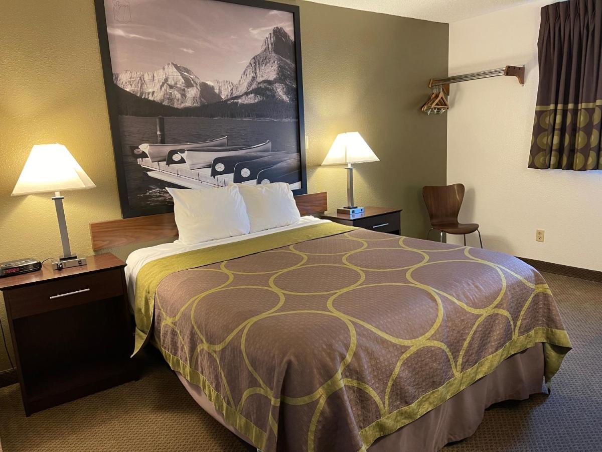 Hotel Studio 1 & Extended -